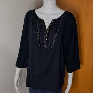 Karen Scott black pullover shirt